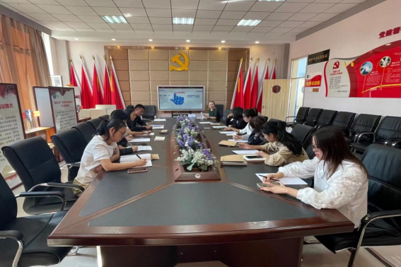 “境界柳影·沁润芳华”——柳影实验学校教师专业成长校本培训